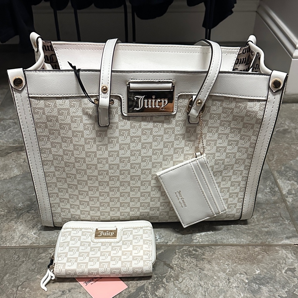 Juicy Couture White Monogram Tote with Card Holder and Wallet